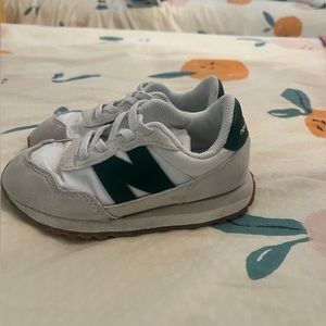New balance 237